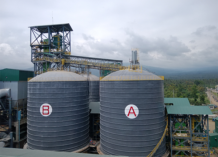 Large welded steel silo
