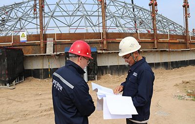 Technical communication on construction site