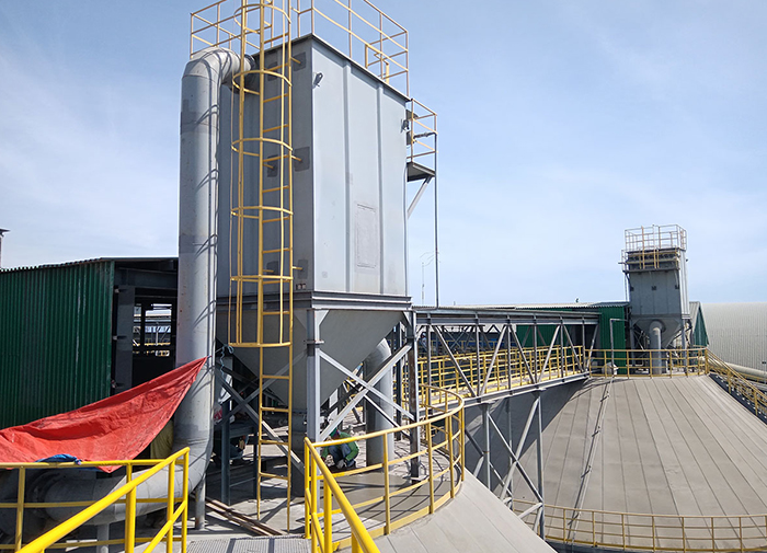 Dust collector