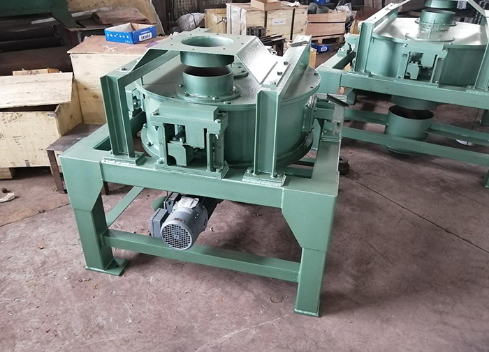 Rotor quantitative feeding scale