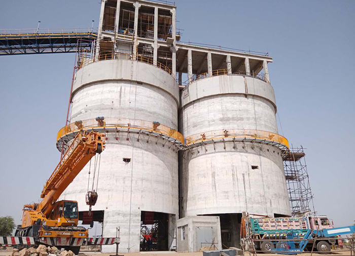 Concrete silo