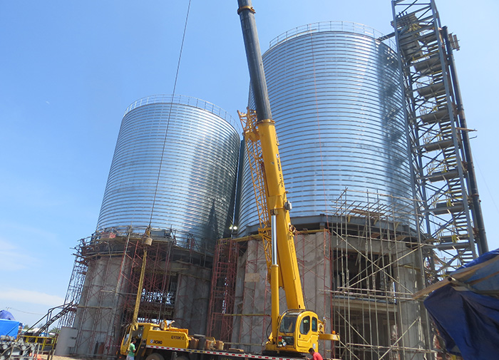 Spiral steel silo